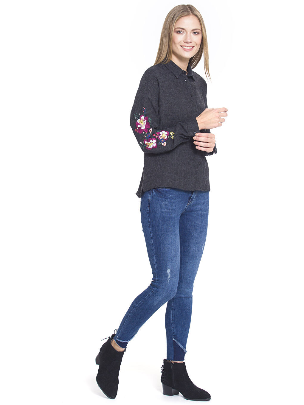 قميص اسود نساء-2