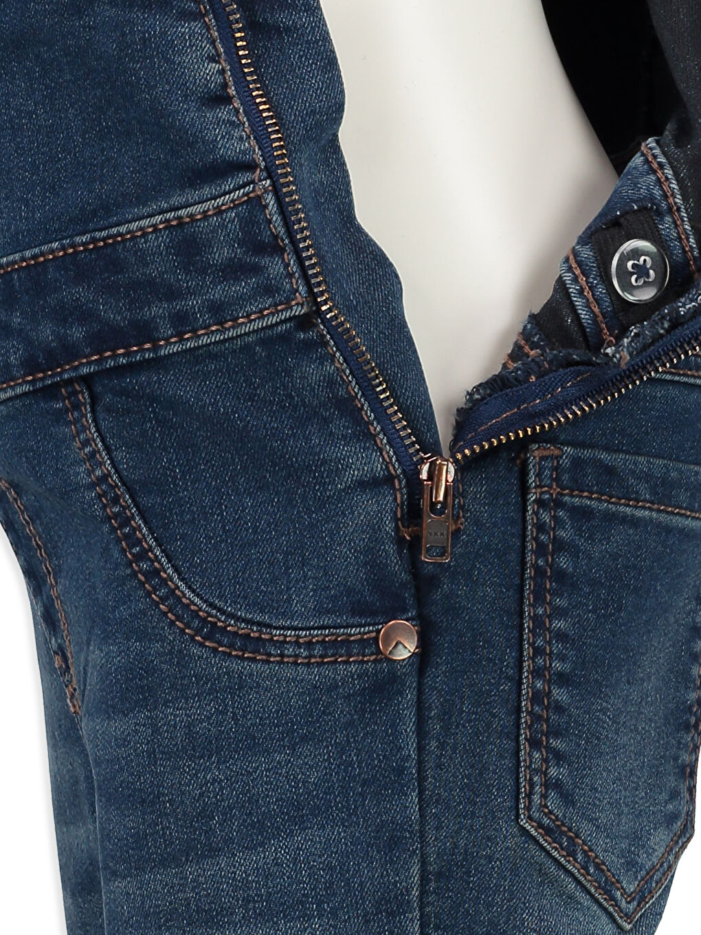 Джинсовый комбинезон для девочек-2