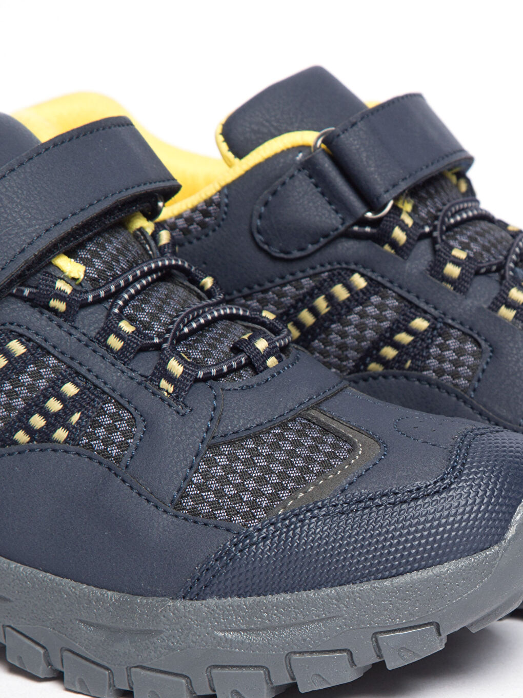 Boy NAVY Trekking Shoes-3