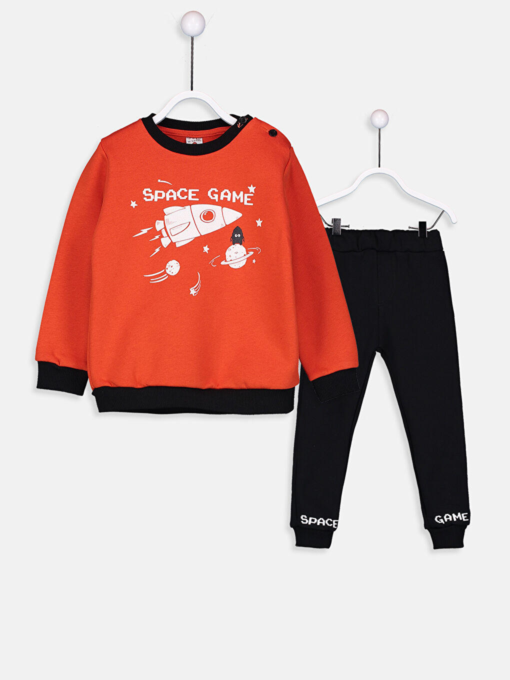 Canlı Turuncu Takım