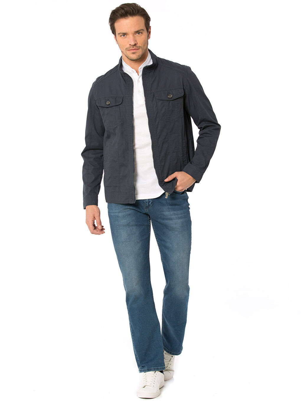 LCWAIKIKI Classic Lightweight Short Coat -8S0003Z8-K0N