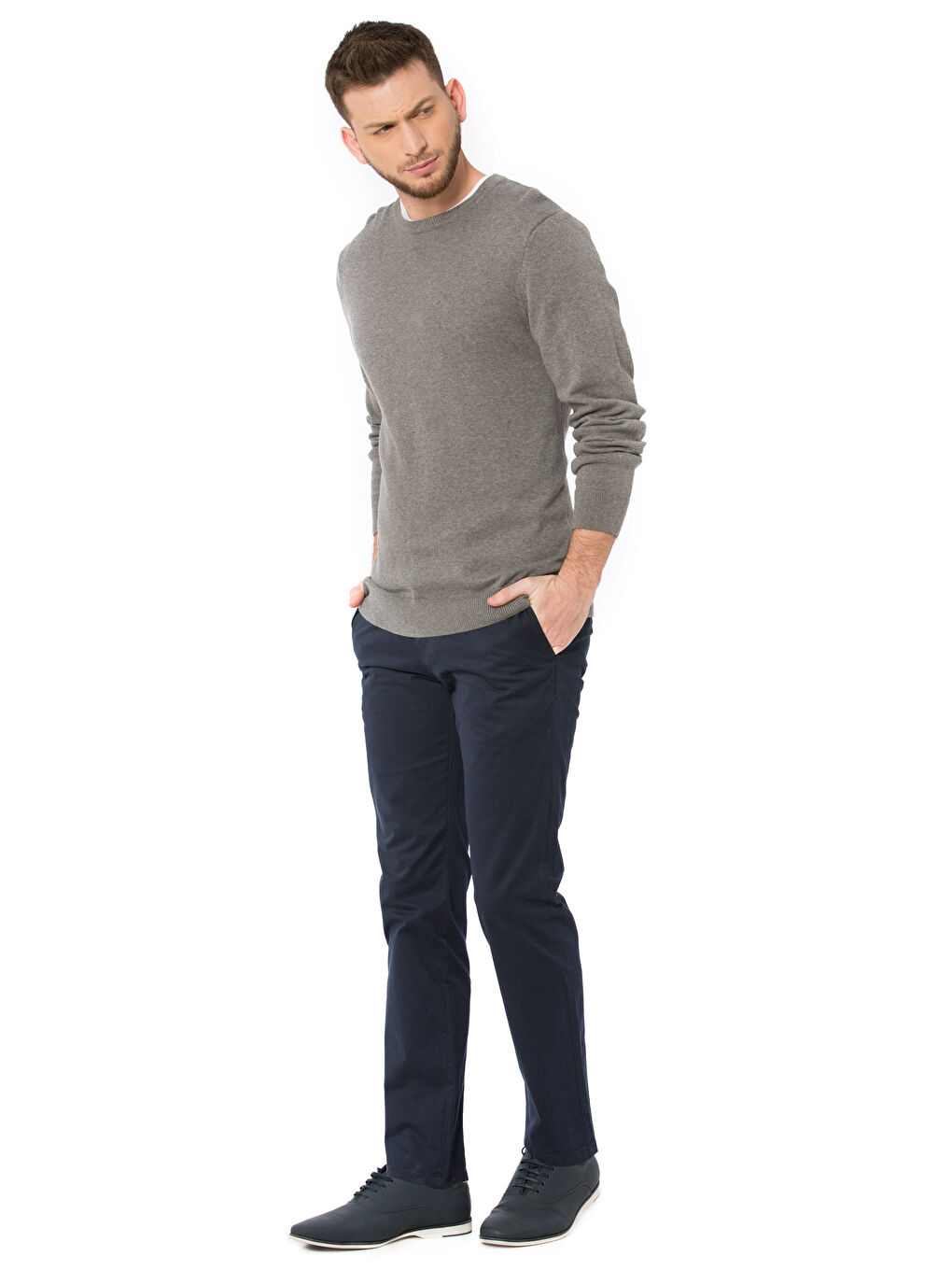 بنطلون تشينو