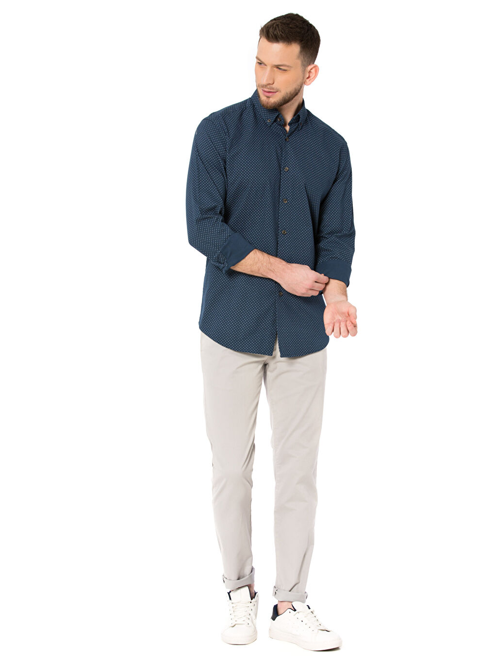 بنطلون تشينو