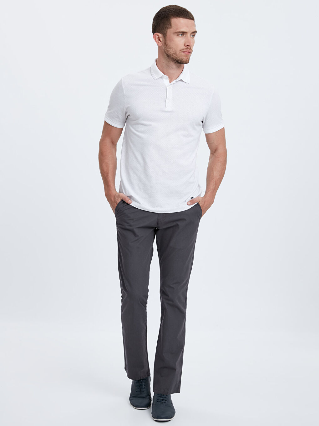 Man ANTHRACITE Chino Trousers