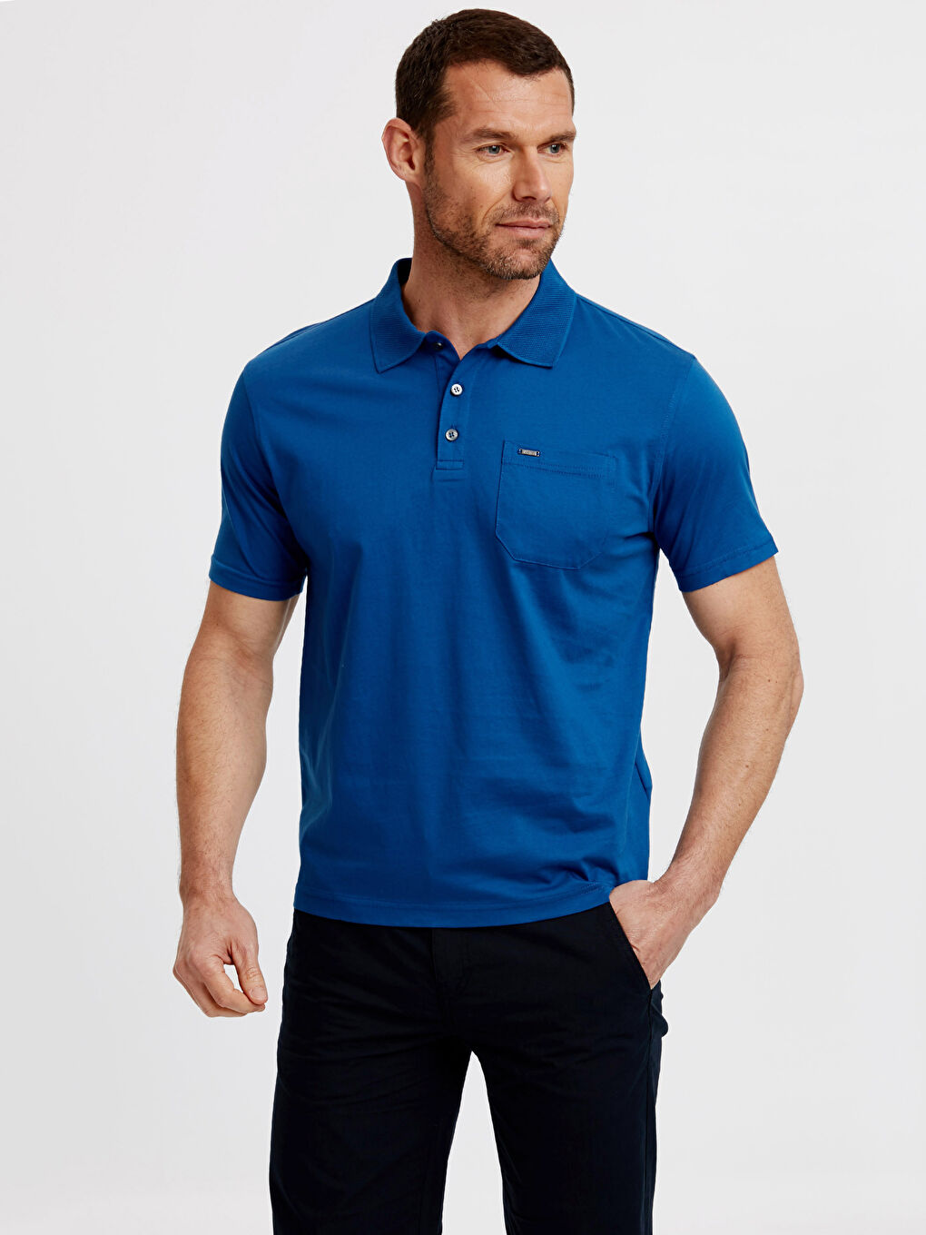 تيشيرت رجالي بياقة بولو بأكمام قصيرة من جيرسي