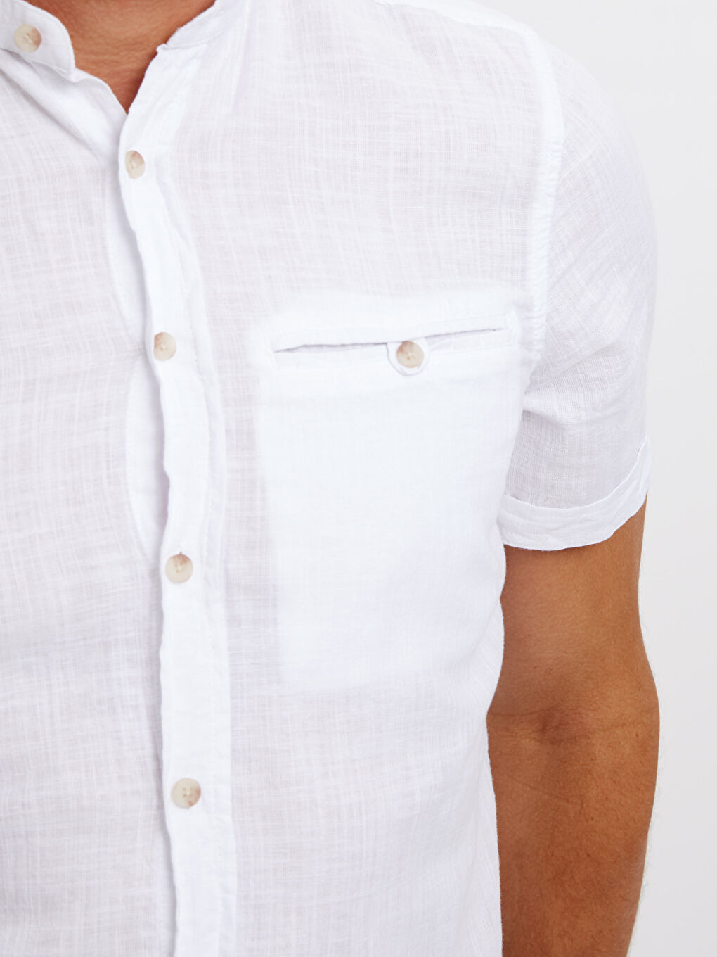LCWAIKIKI Classic Regular Fit Grandad Collar Short Sleeve Men's Shirt -8SG162Z8-J5E