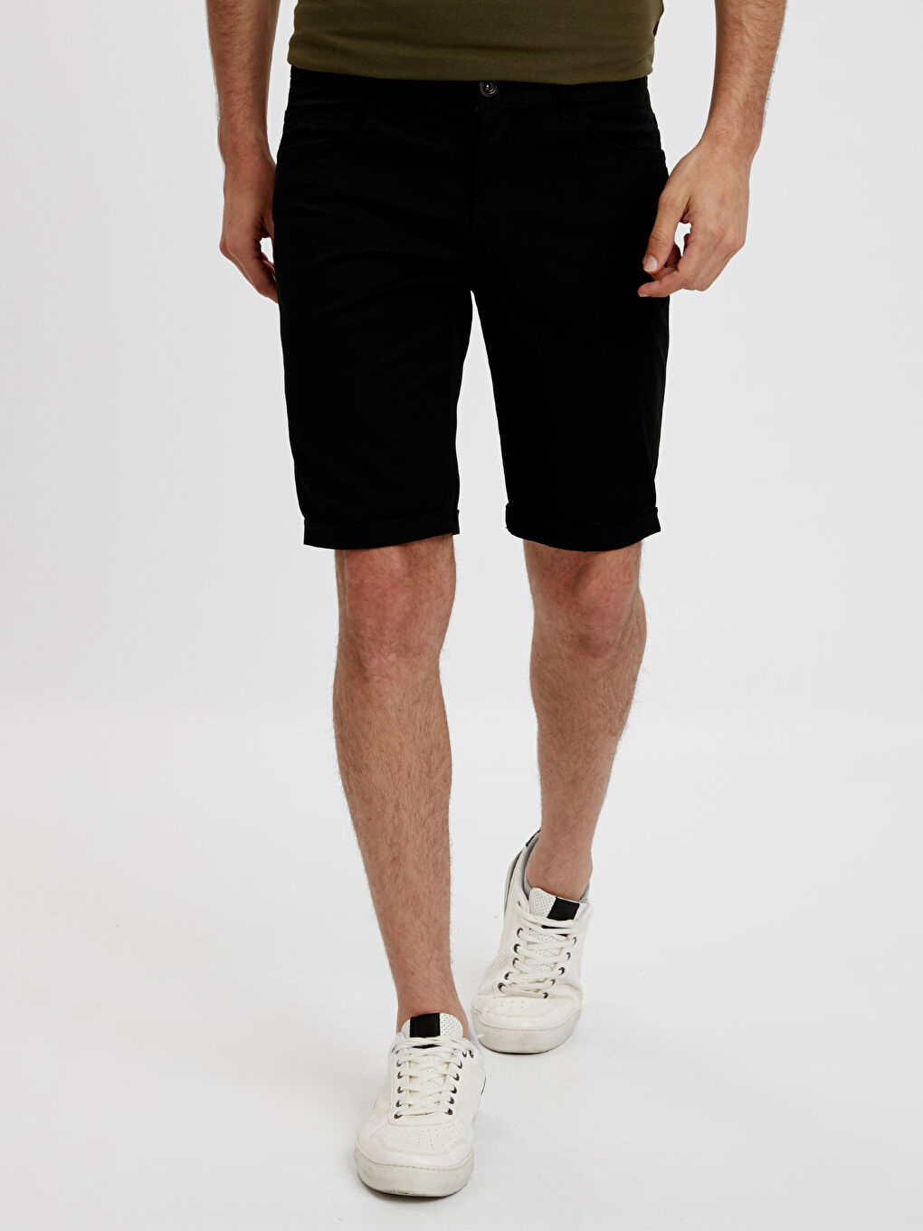 Чоловік ЧОРНИЙ Шорти-1