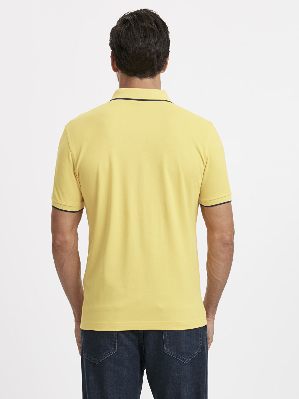 تيشيرت بياقة بولو كم قصير بيكيه-1