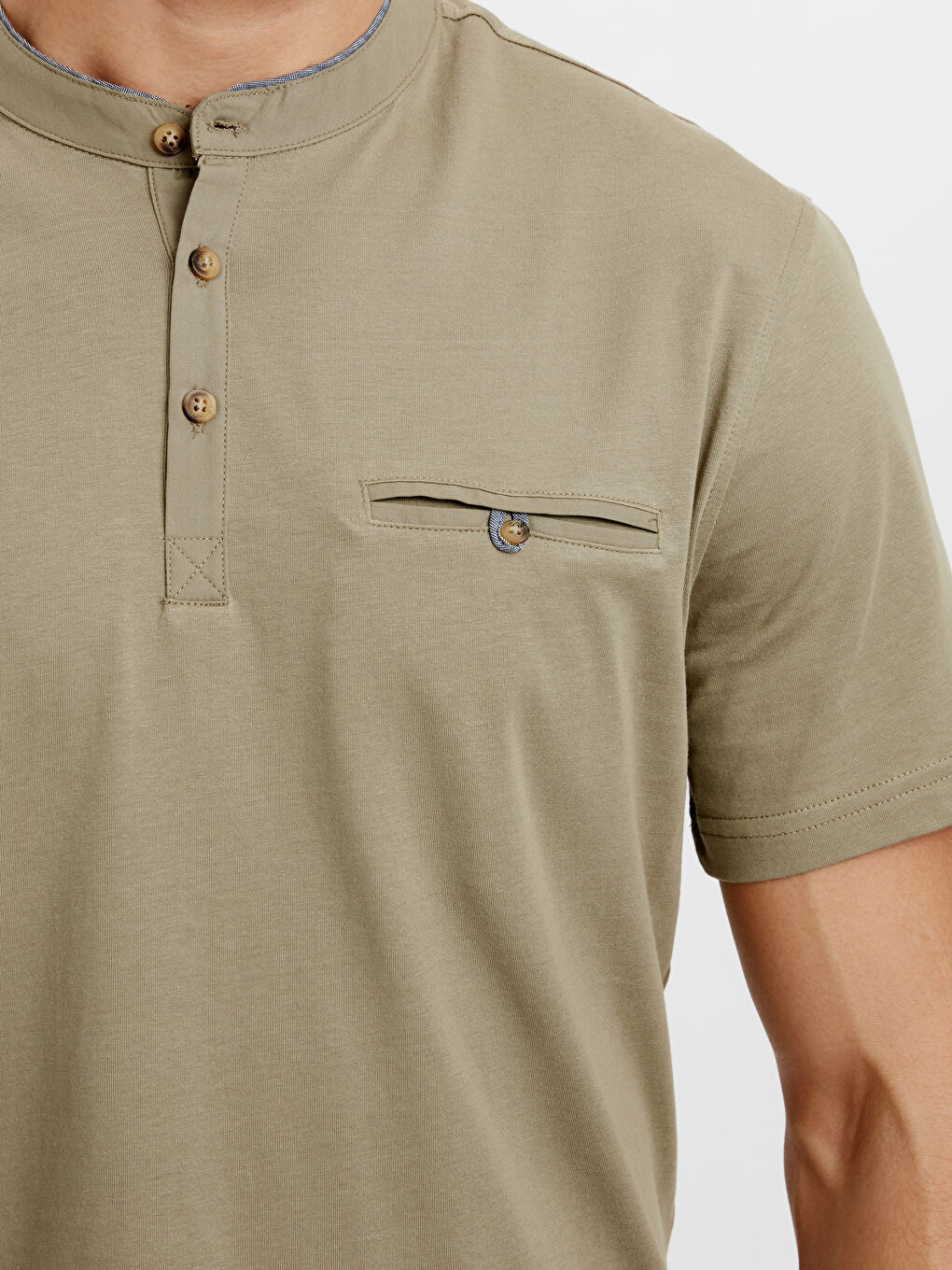 T-shirt KAKI Homme-3