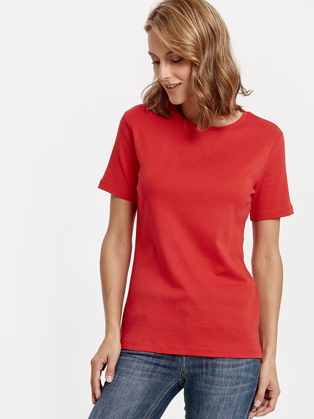 Canlı Kırmızı Tişört