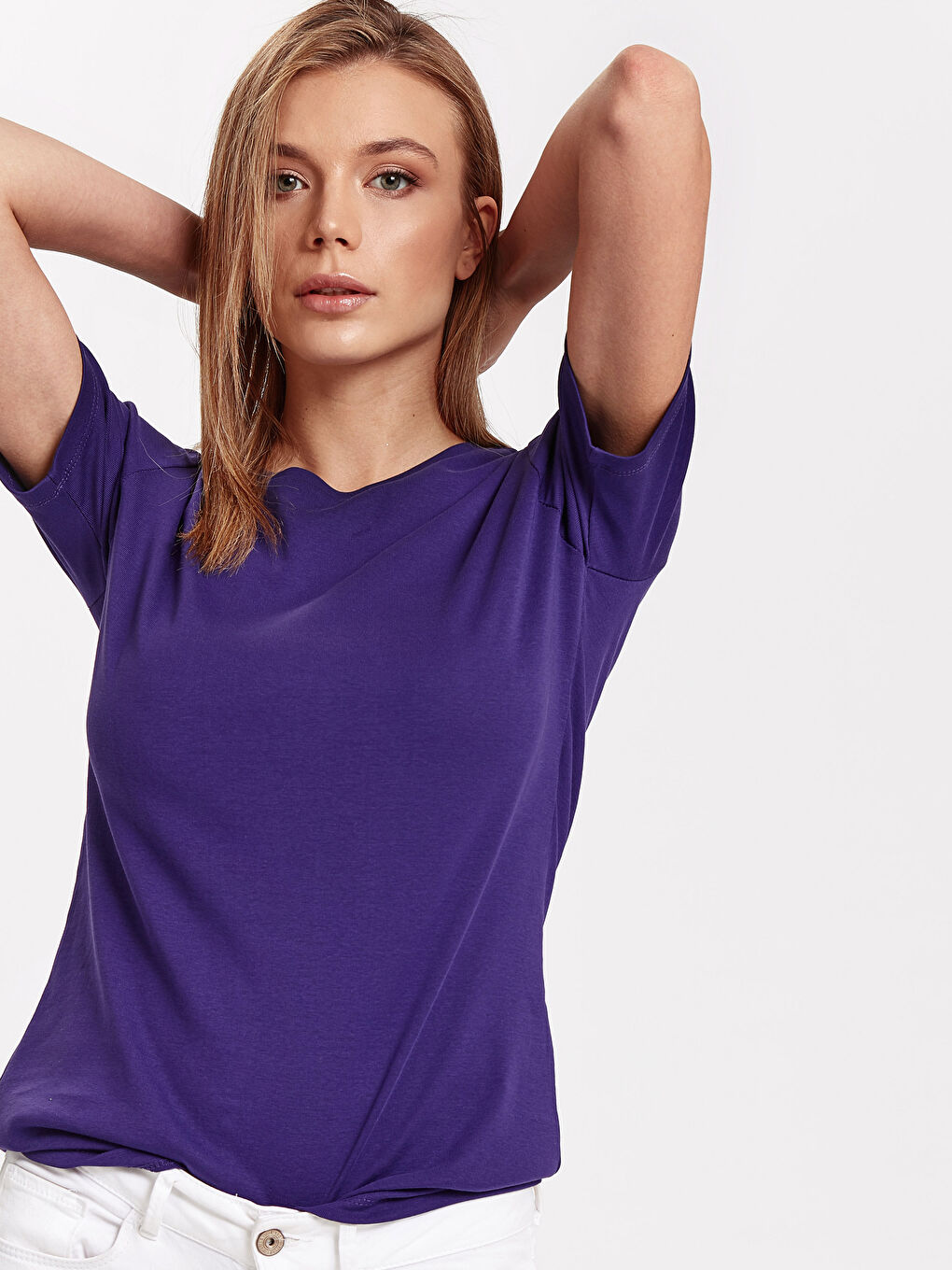 تي شيرت بنفسجى نساء