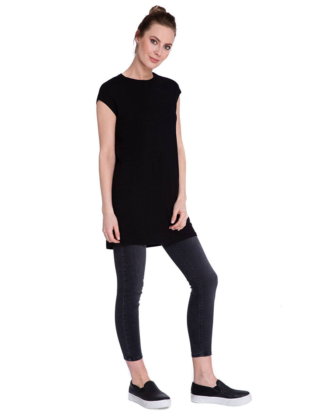 Woman BLACK T-Shirt-2