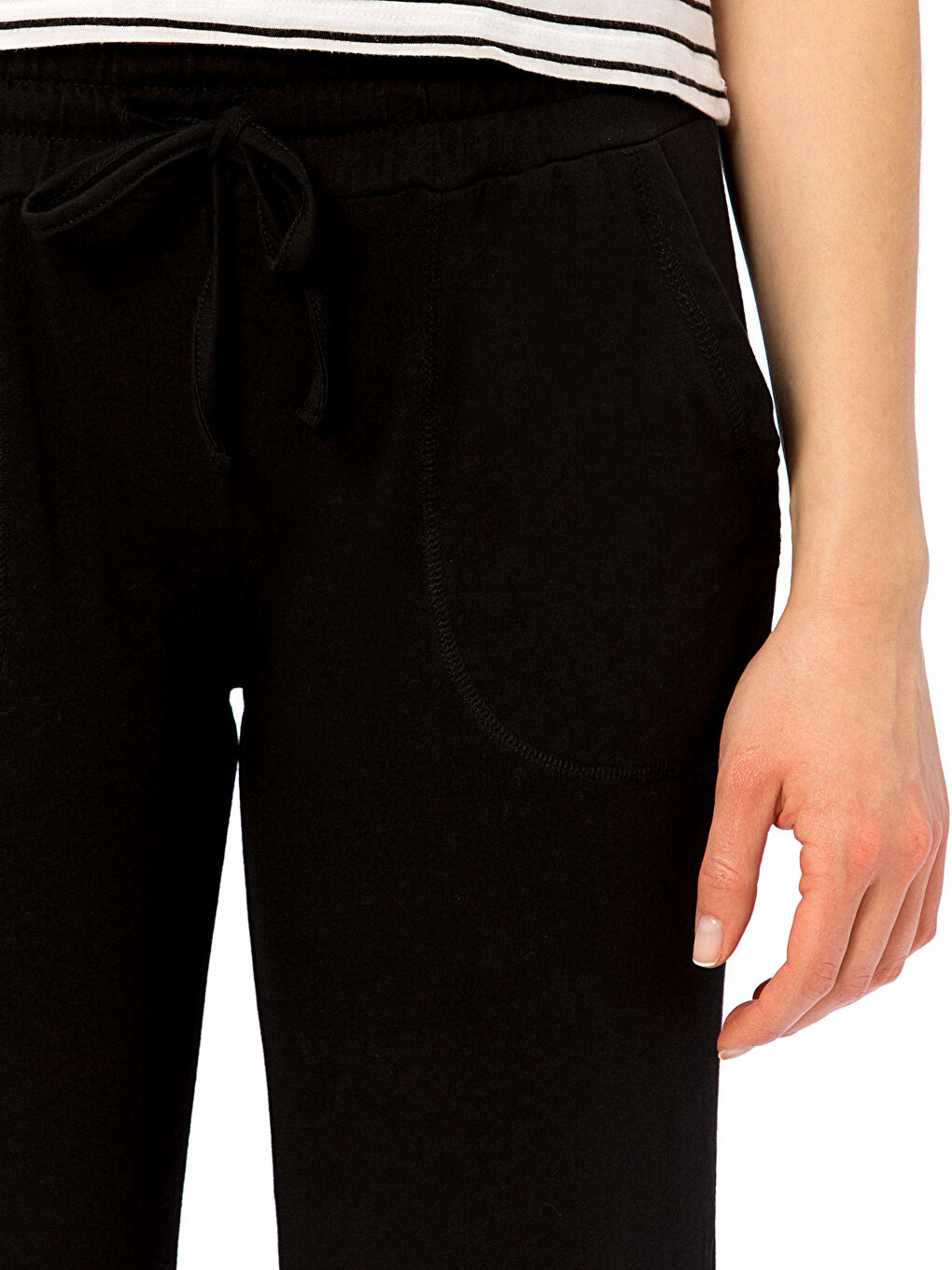 Woman BLACK Capri Trousers-3