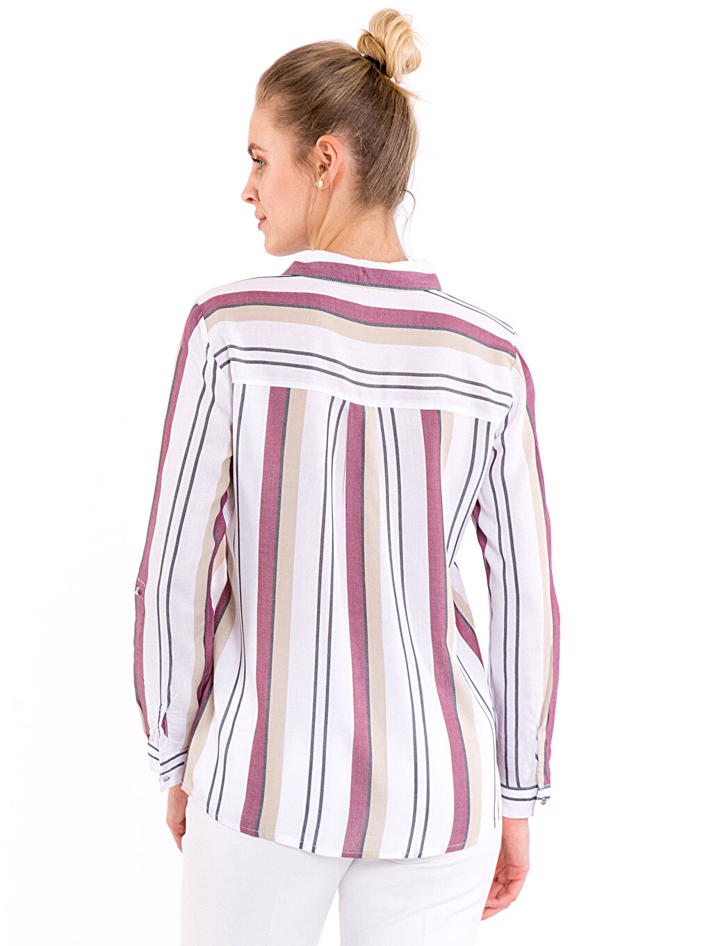 Kırmızı Çizgili Gömlek-1