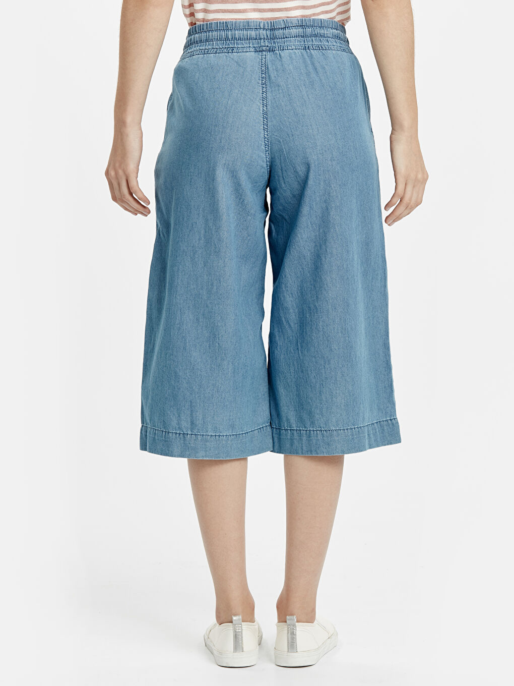 Woman BEIGE Denim Capri-2