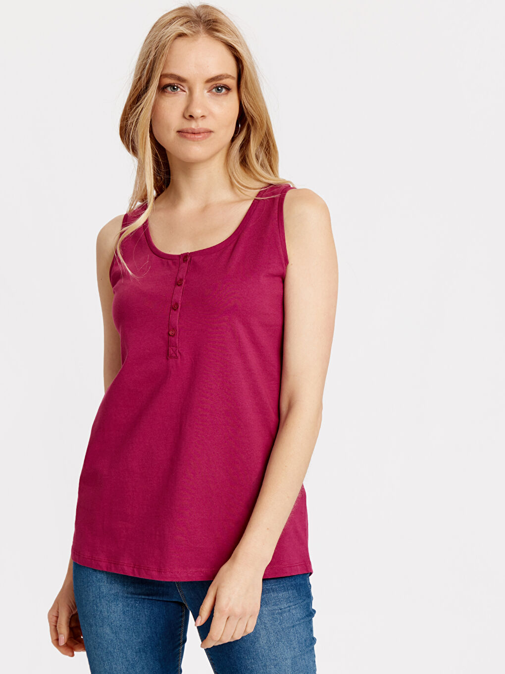 Woman PLUM Tank Top
