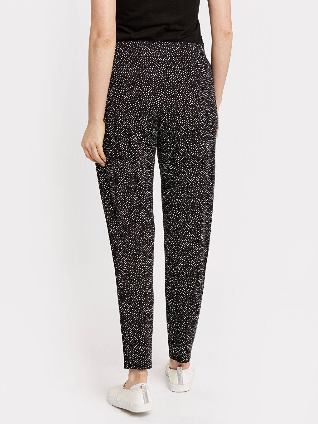 Frau SCHWARZ Jogginghose-2