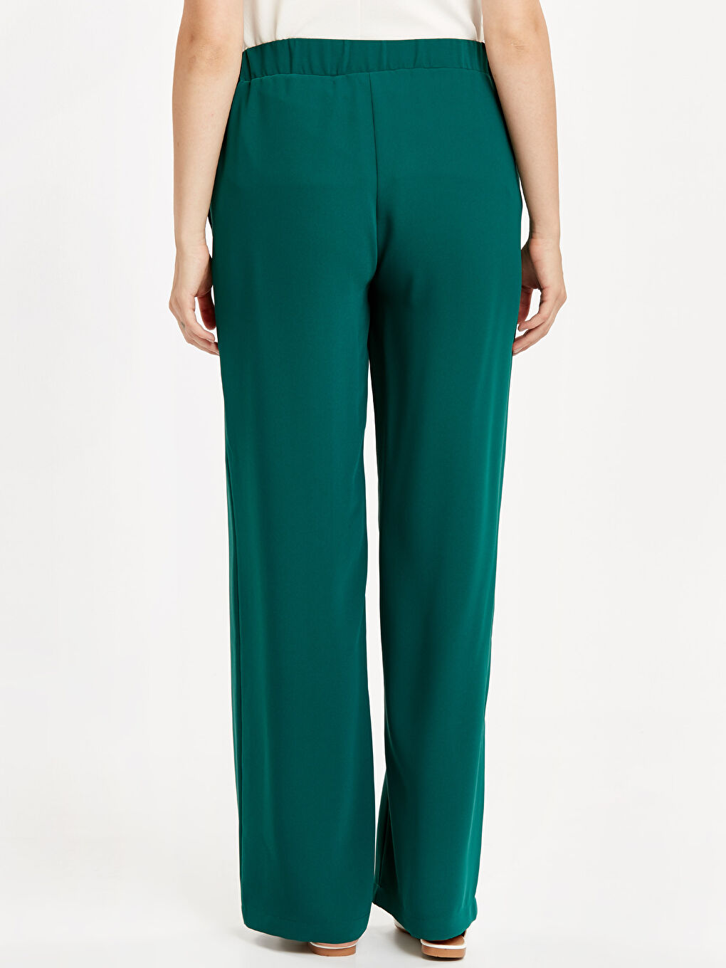 Брюки Женские Сатиновые С Карманами На Резинке-2