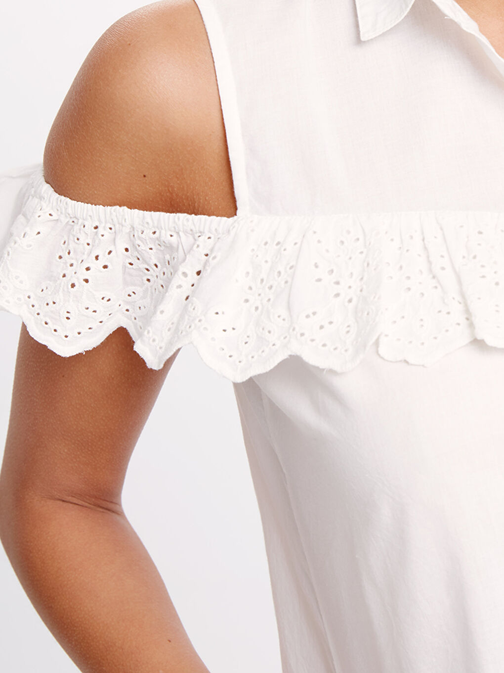 Женщины экрю Рубашка-3