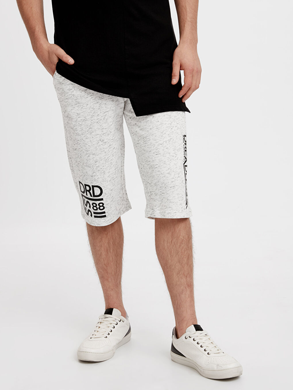 Kar Beyazı Melanj Şort-1