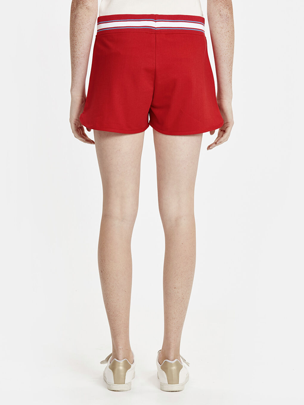 Kırmızı Şort-2