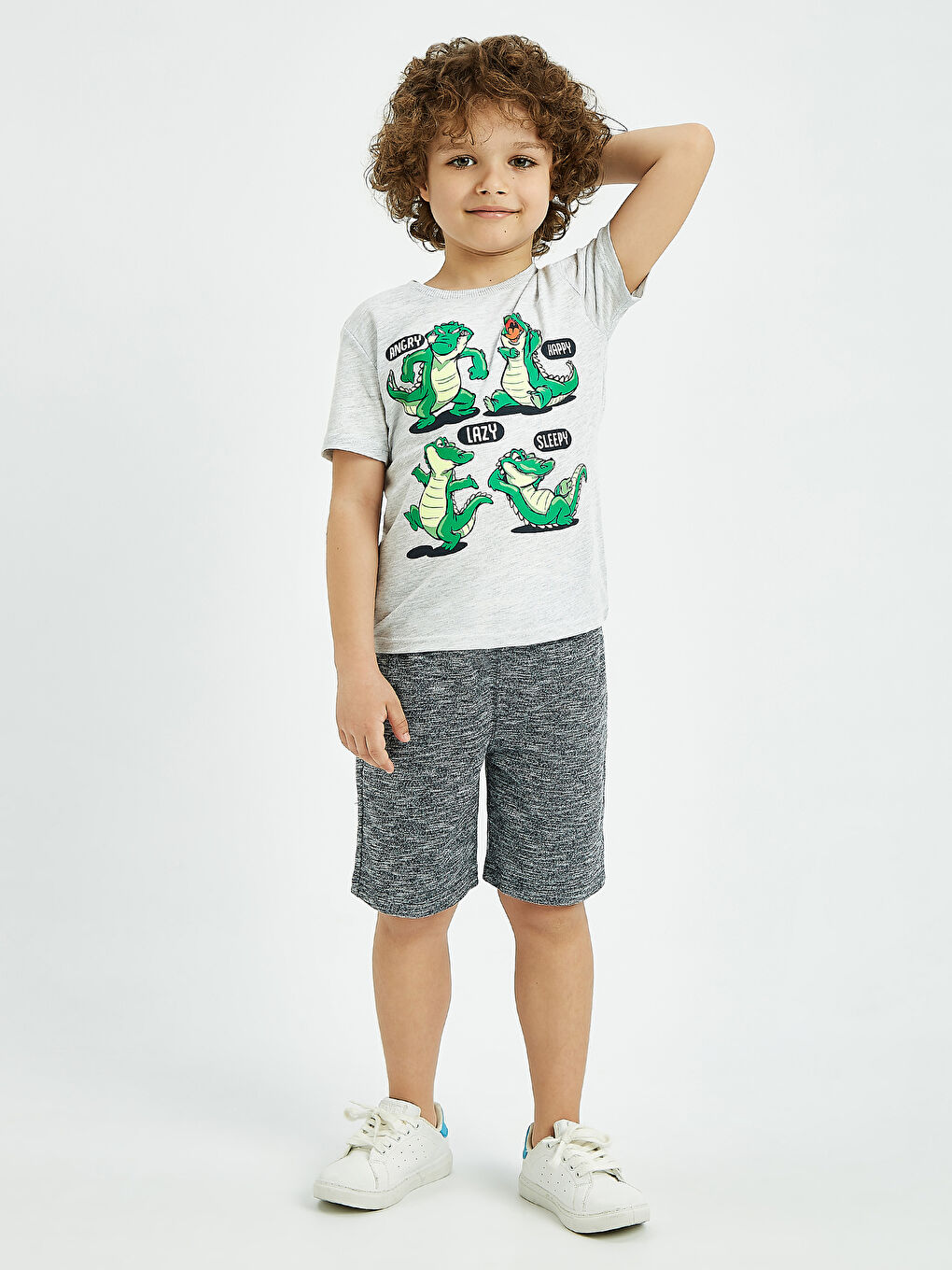 Siyah-Açık Lacivert-Pembe Tişört