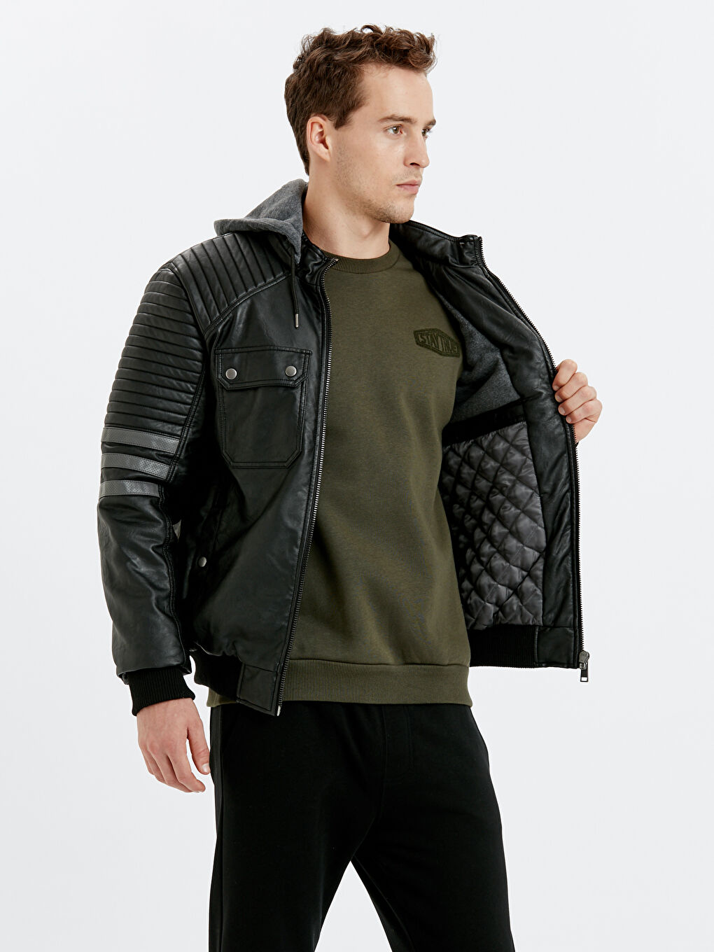 Yeni Siyah Deri Görünümlü Mont-1