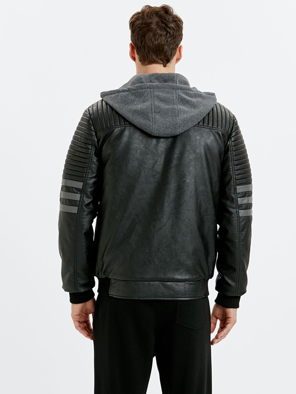 Yeni Siyah Deri Görünümlü Mont-2