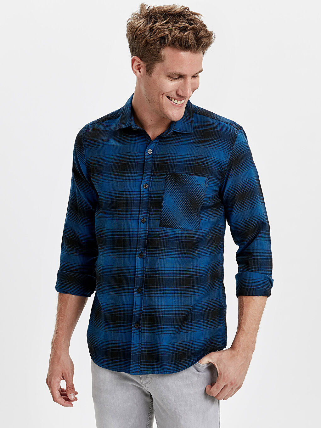 PLAVA Karirana  košulja Muškarac