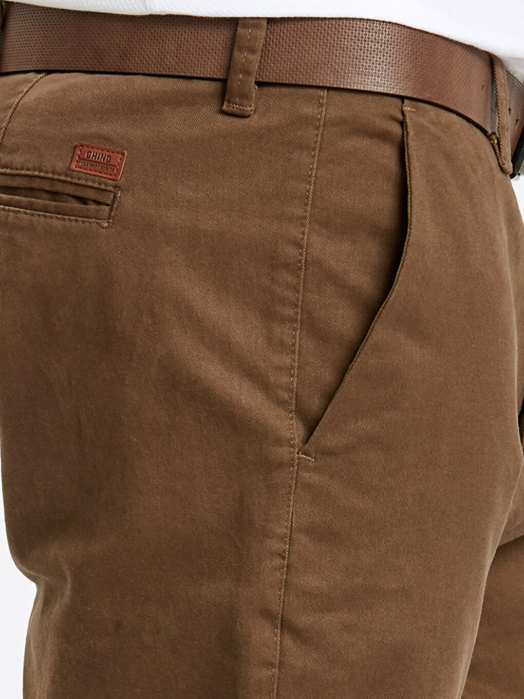 Man BROWN Chino Trousers-3