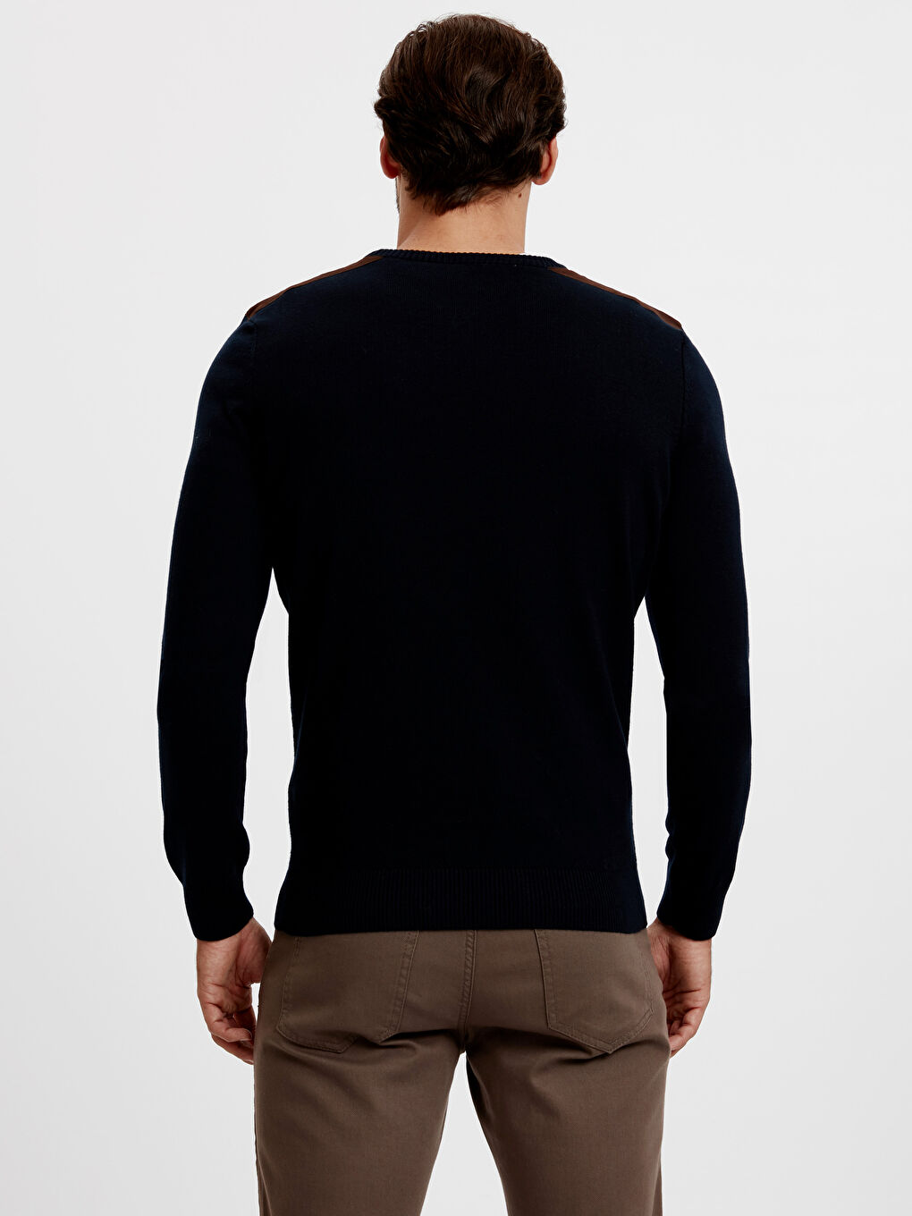 Ерлерге арналған трикотаж ұзын жеңді дөңгелек жағалы жемпір-1