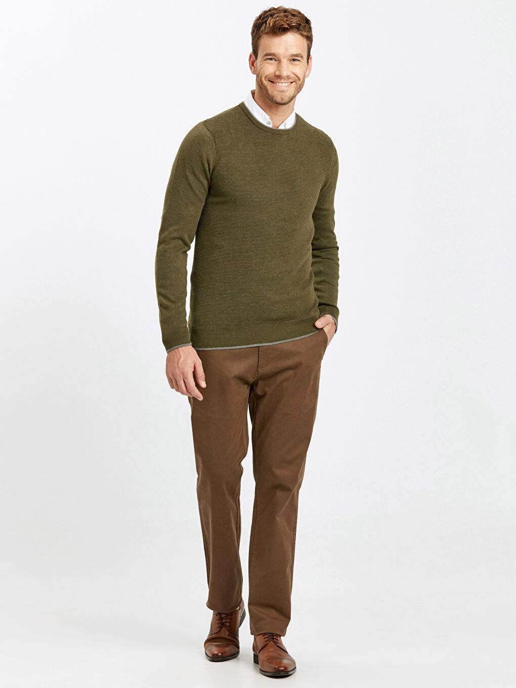 LCWAIKIKI Classic Mann KHAKI Pullover -8W1058Z8-DGK