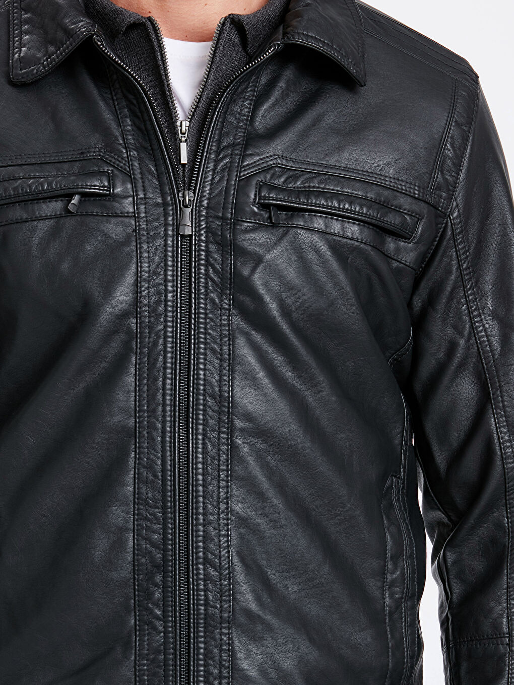 Yeni Siyah Deri Görünümlü Mont-4