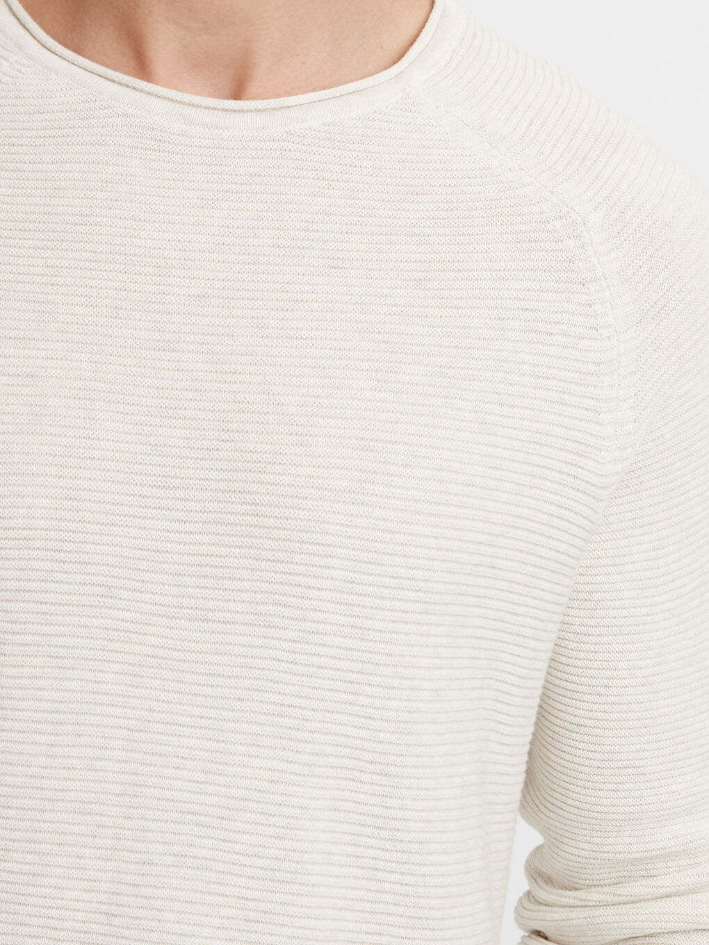 Crew Neck Lightweight Tricot Jumper-3