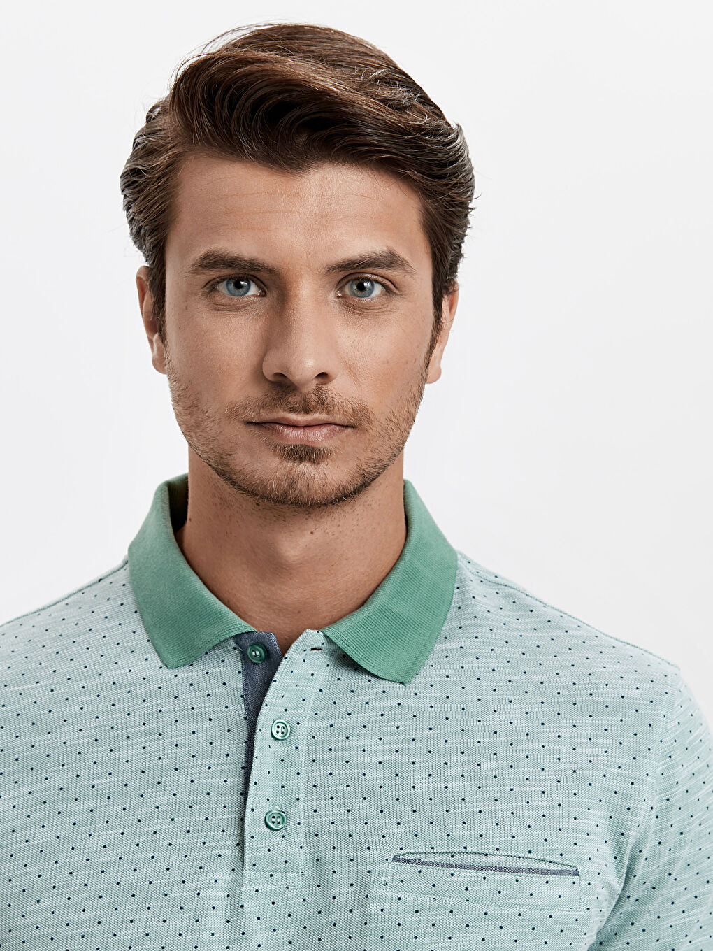 تي شيرت اخضر رجال-3