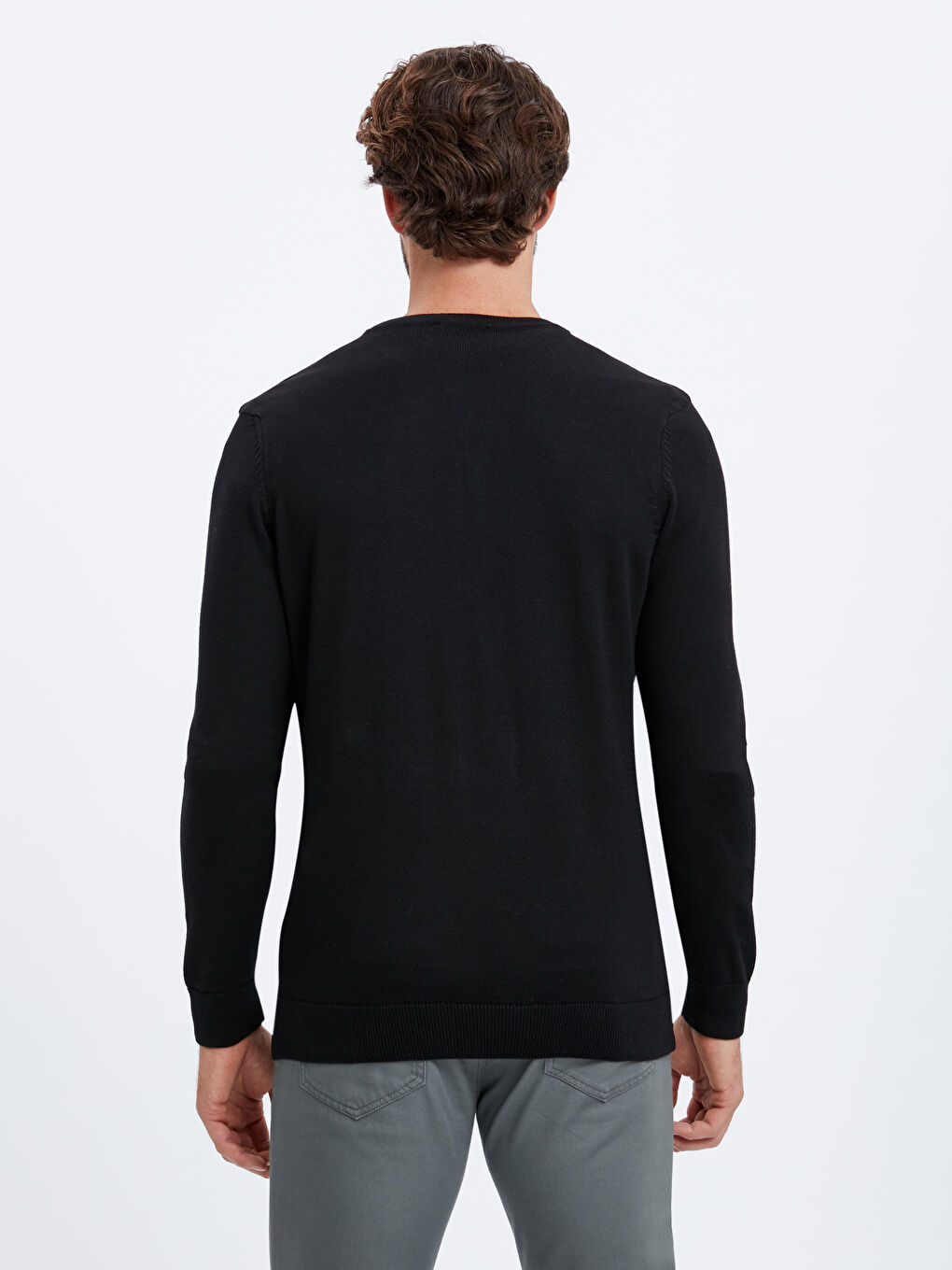 Чоловік ЧОРНИЙ Светр-1