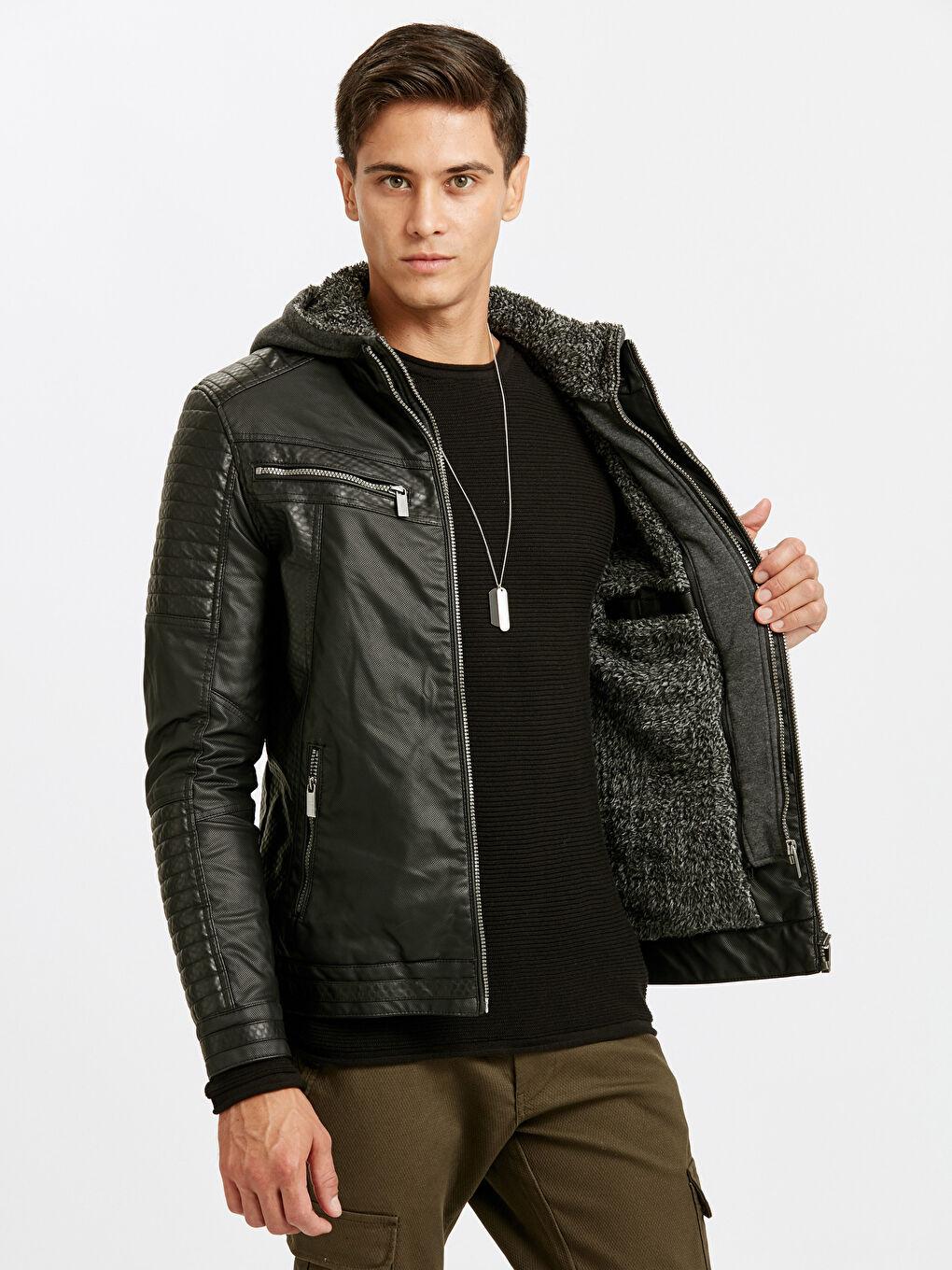 Yeni Siyah Deri Görünümlü Mont-1