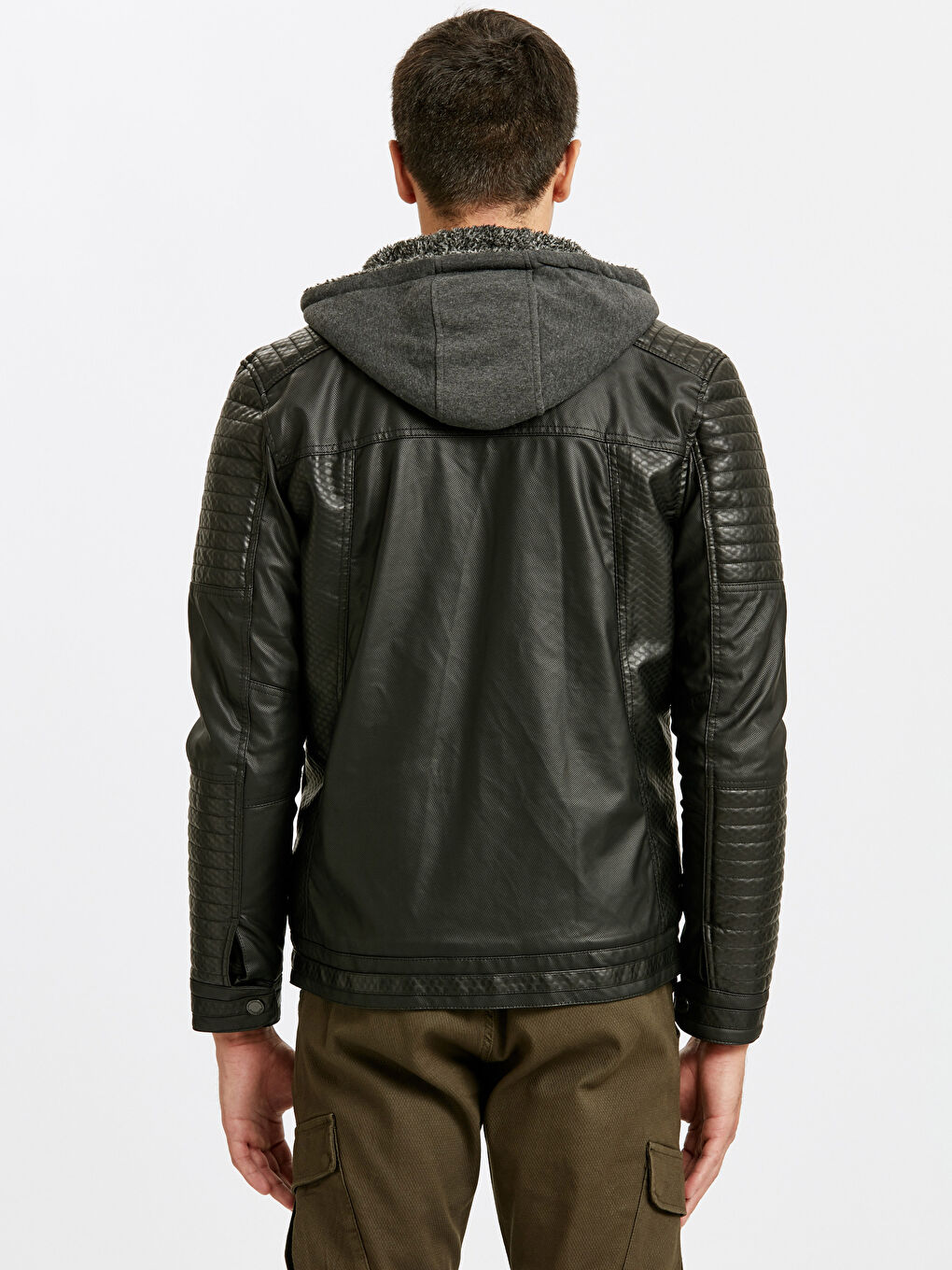 Yeni Siyah Deri Görünümlü Mont-2