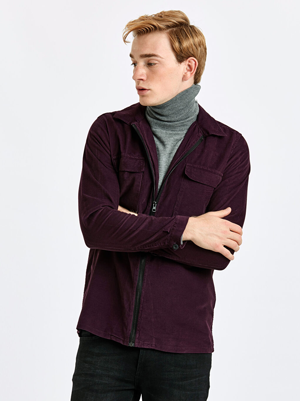 Mürdüm Slim Fit Uzun Kollu Kadife Gömlek