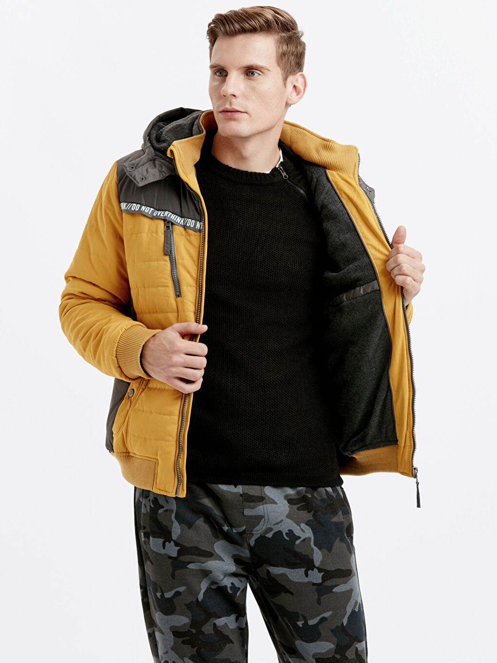 Sarı Kapüşonlu Kalın Mont-1