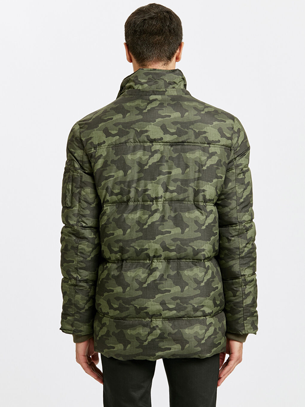 Camo-Figured Heavy Short Coat with Hood-2