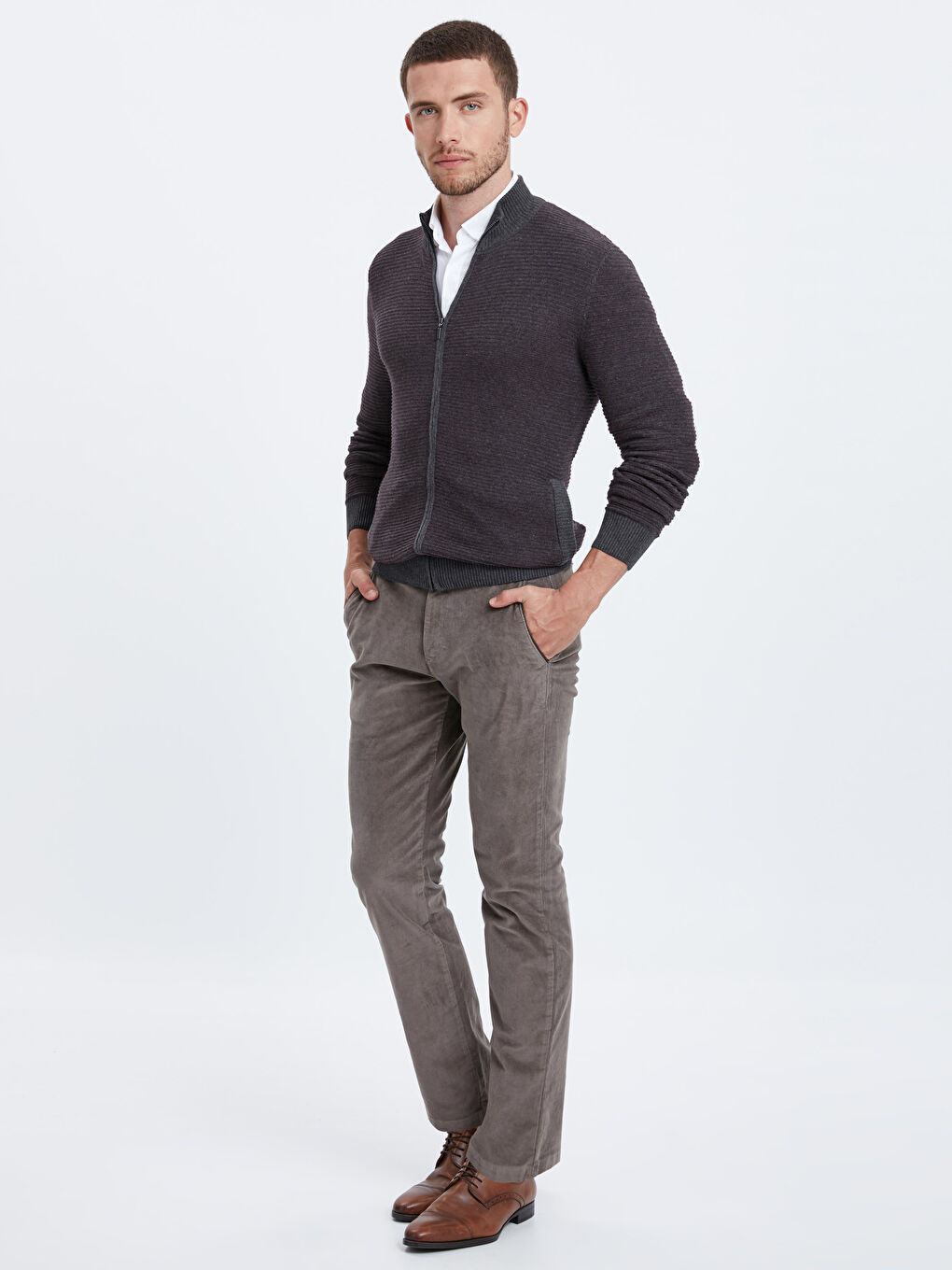 Kahverengi Standart Kalıp Kadife Erkek Pantolon