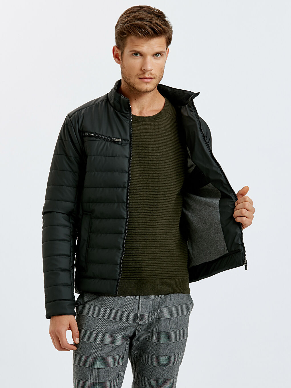 Siyah Sıyah Deri Görünümlü Mont-1