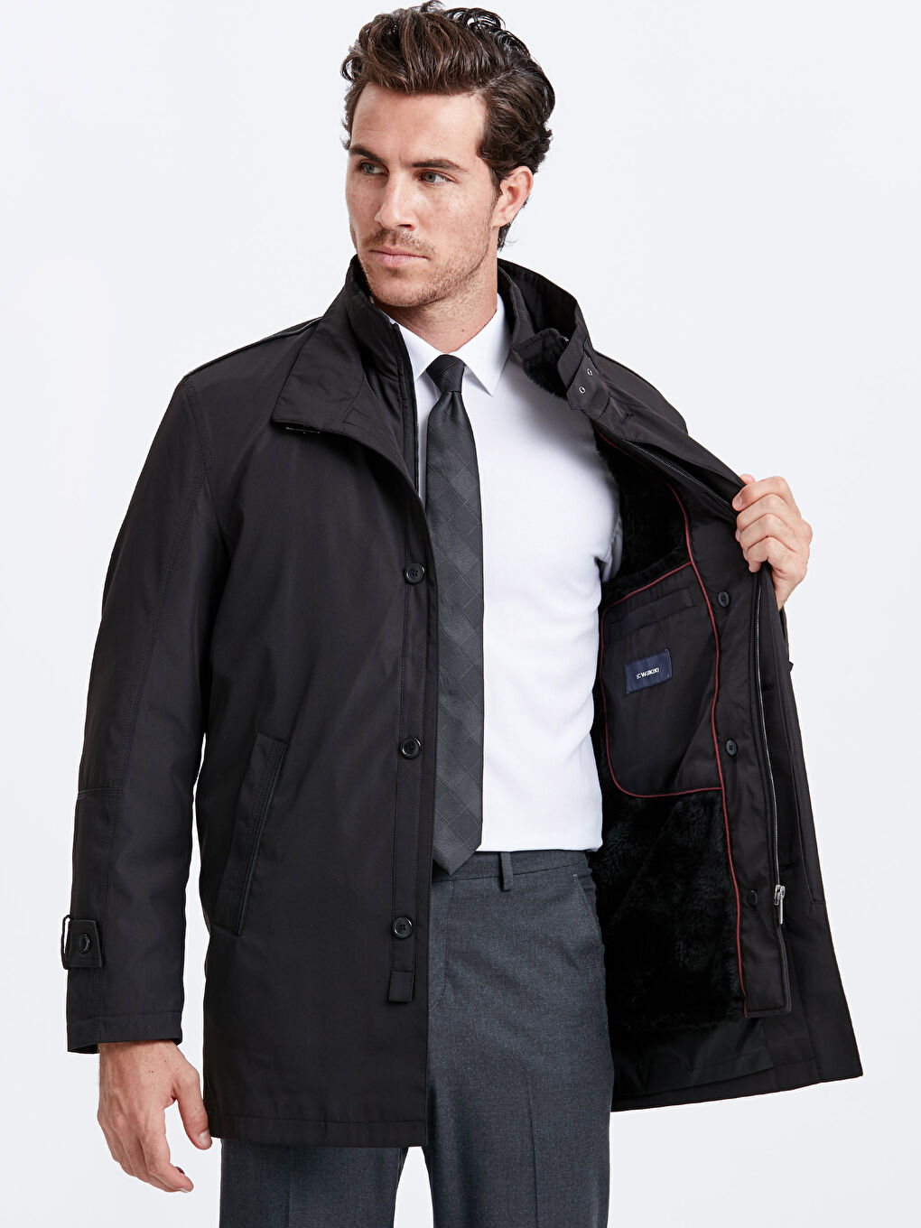 Siyah Ceket Yaka Kalın Kaban-1