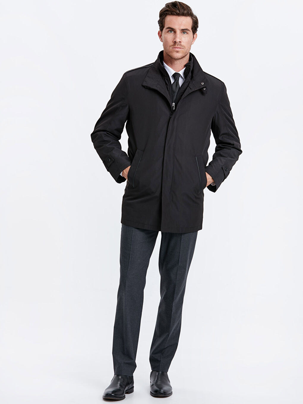 Siyah Ceket Yaka Kalın Kaban-3