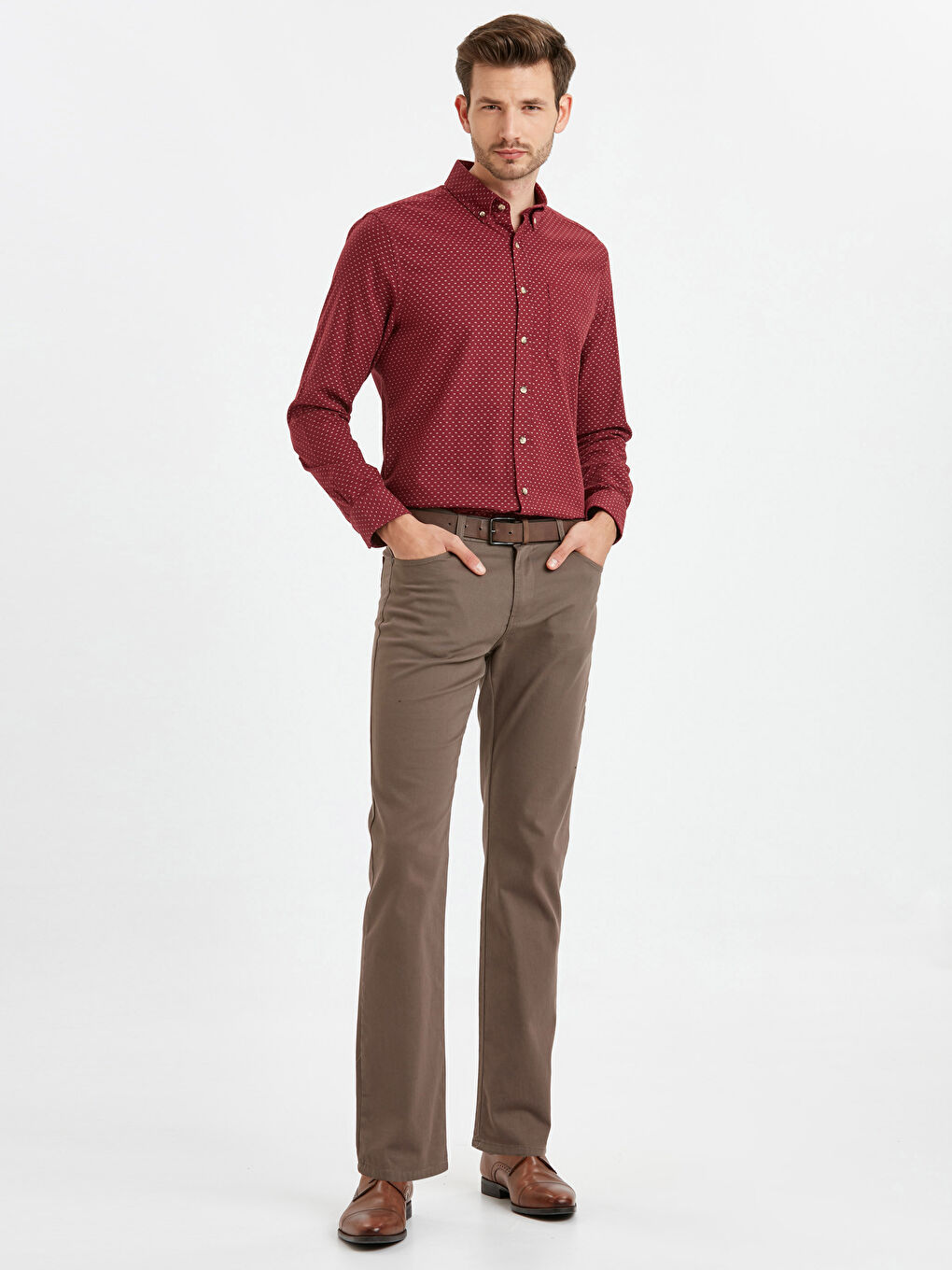 Мъж Бордо Риза-2