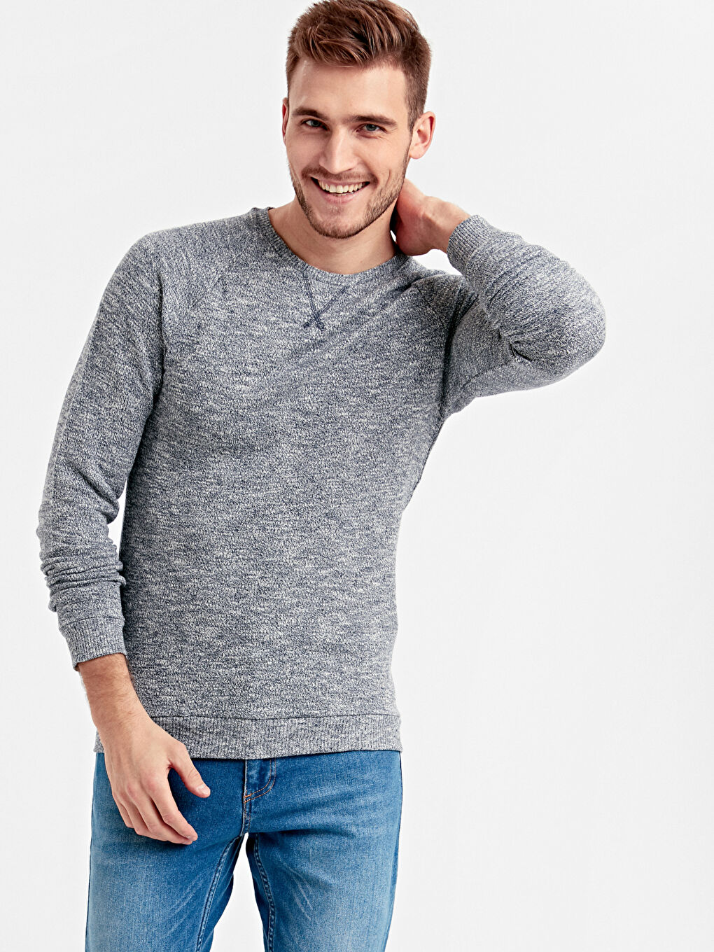 LCWAIKIKI Basic Sweatshirt -8W9675Z8-DEY