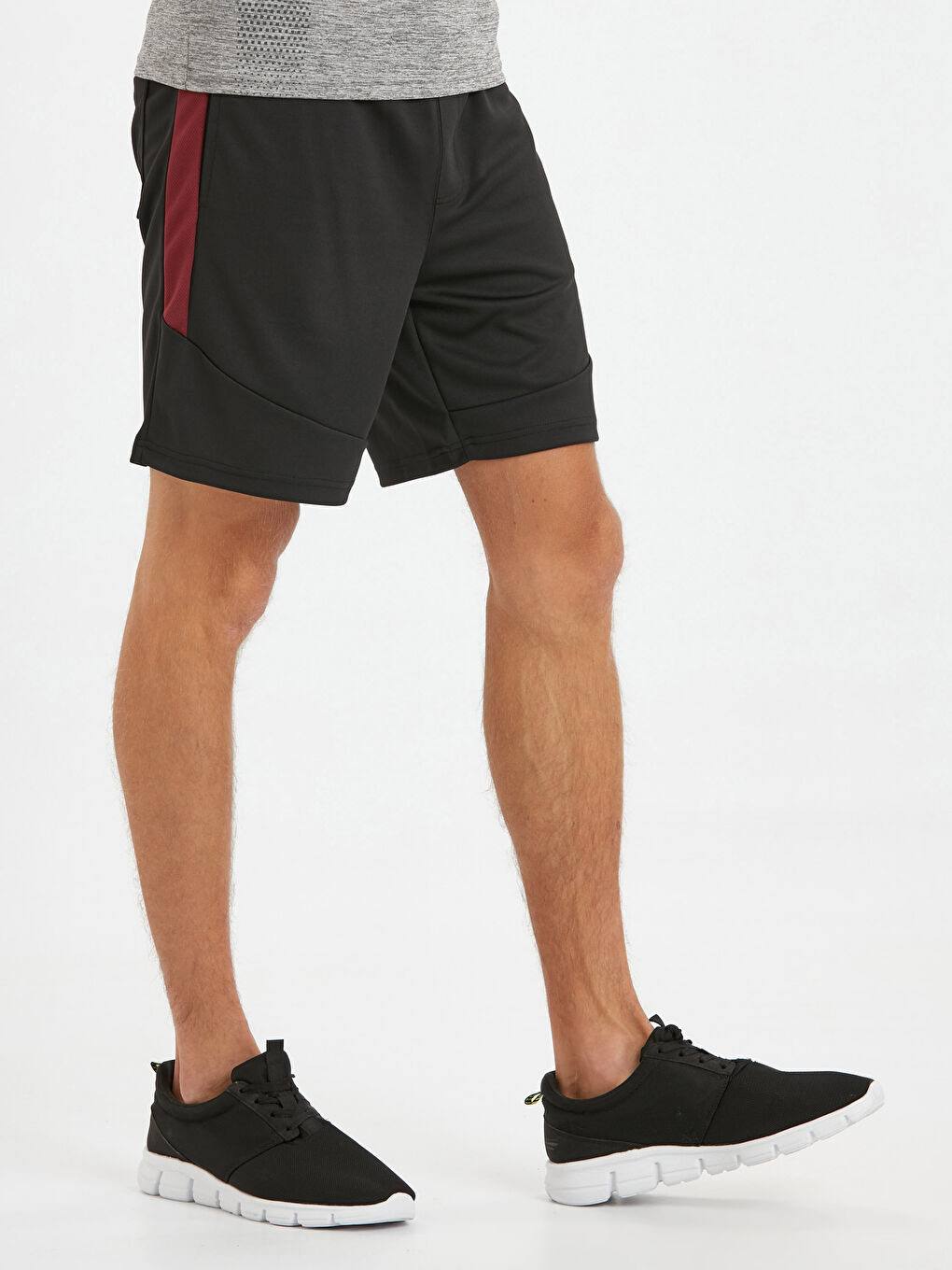 Yeni Siyah Spor Şort-1