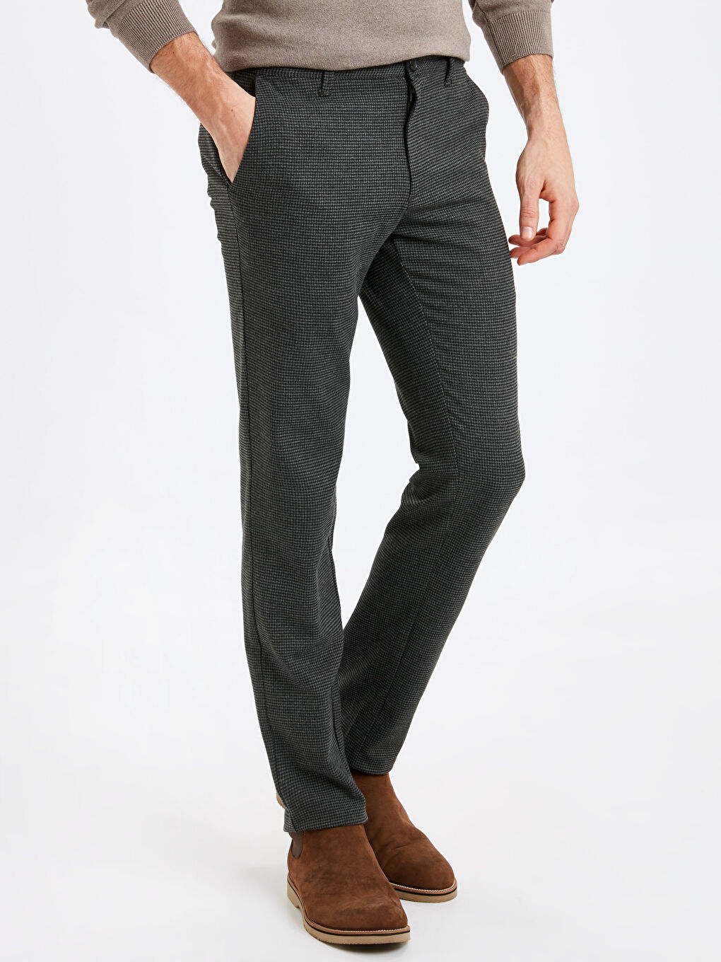 Standard Fit Men's Sweatpants-1