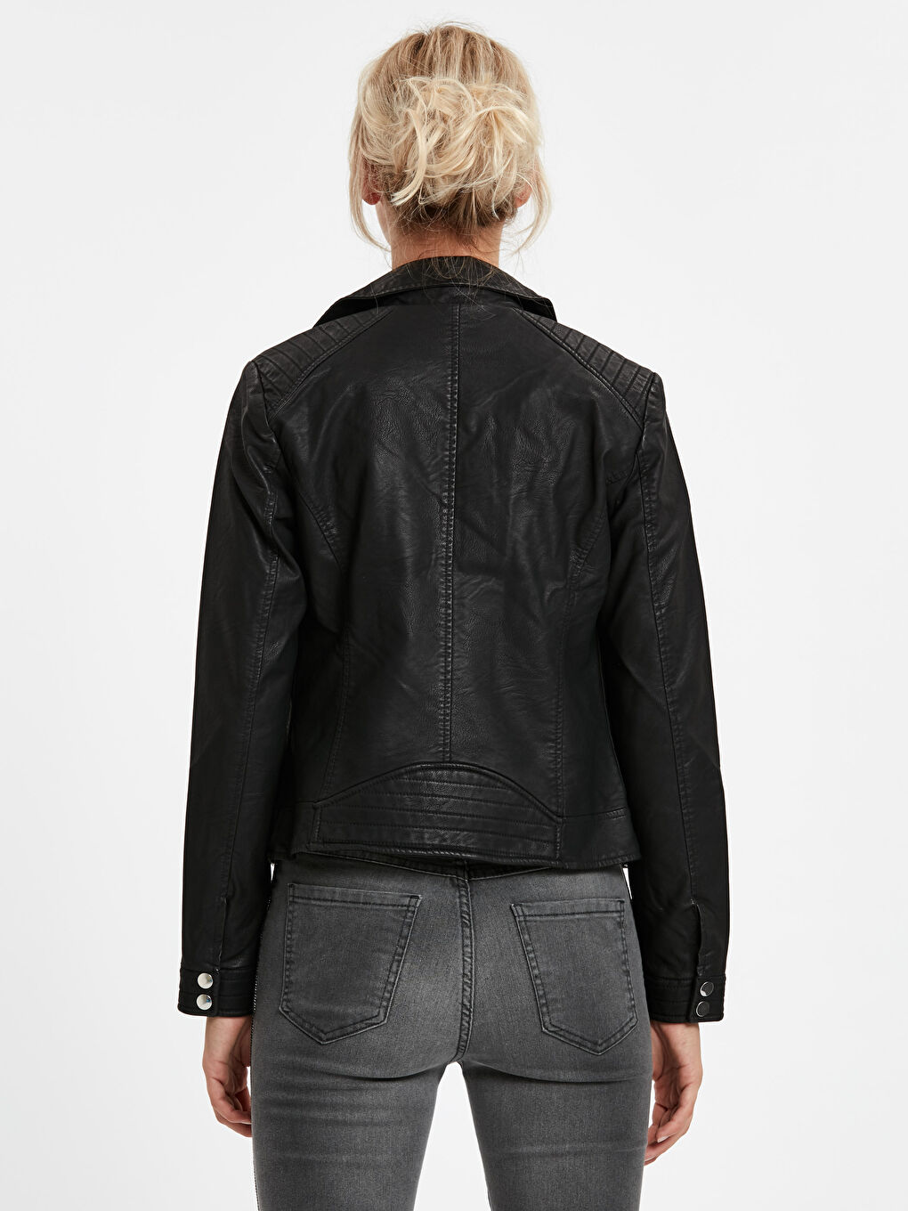 Yeni Siyah Deri Görünümlü Mont-1